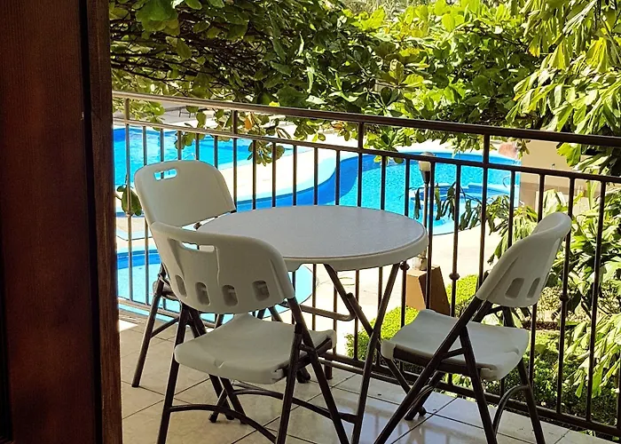 Hotel & Huetares 3*