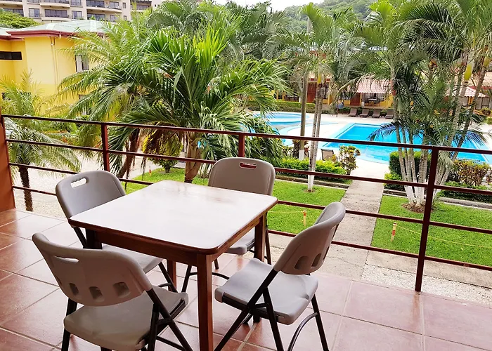 & Huetares Hotel 3*