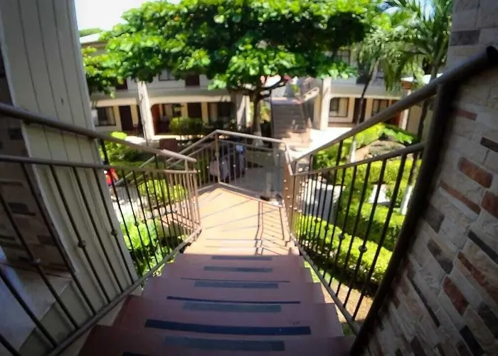 Hotel & Huetares Playa Hermosa (Guanacaste)