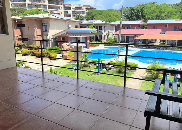 & Huetares Hotel Playa Hermosa (Guanacaste)