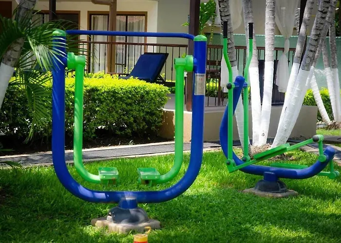 & Huetares Hotel