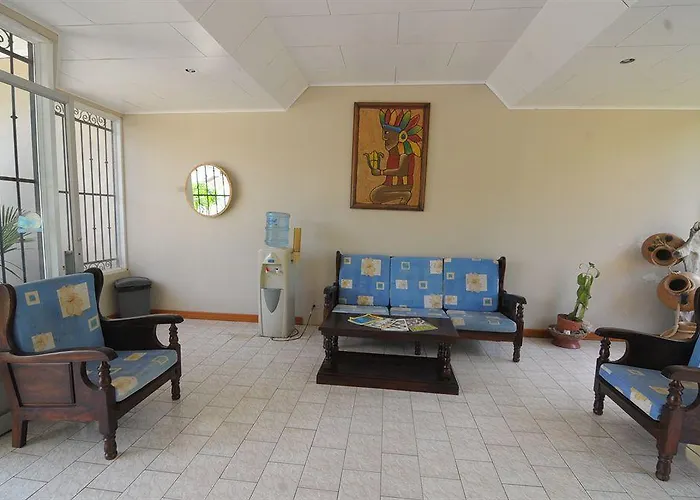 & Huetares Hotel Playa Hermosa (Guanacaste)
