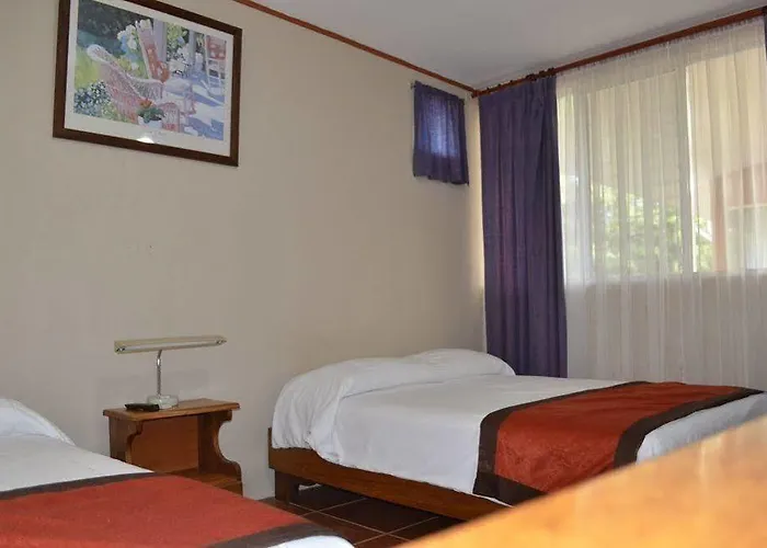 & Huetares Hotel 3*