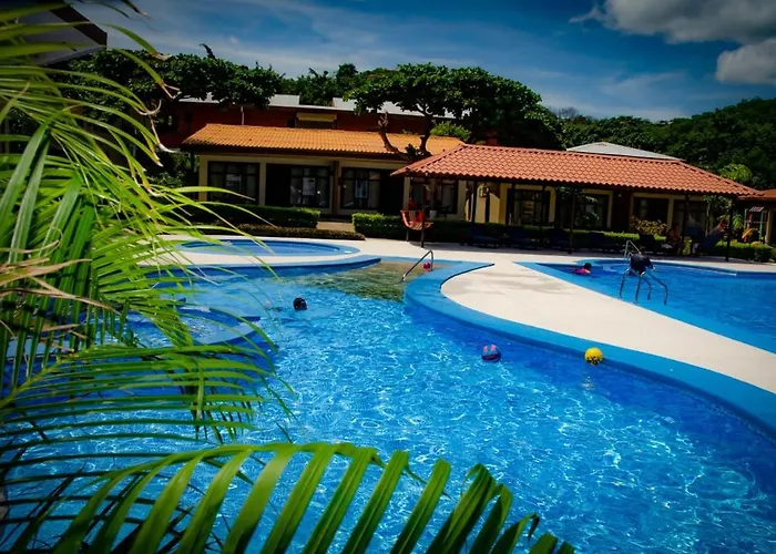 Hotel & Huetares Playa Hermosa (Guanacaste)