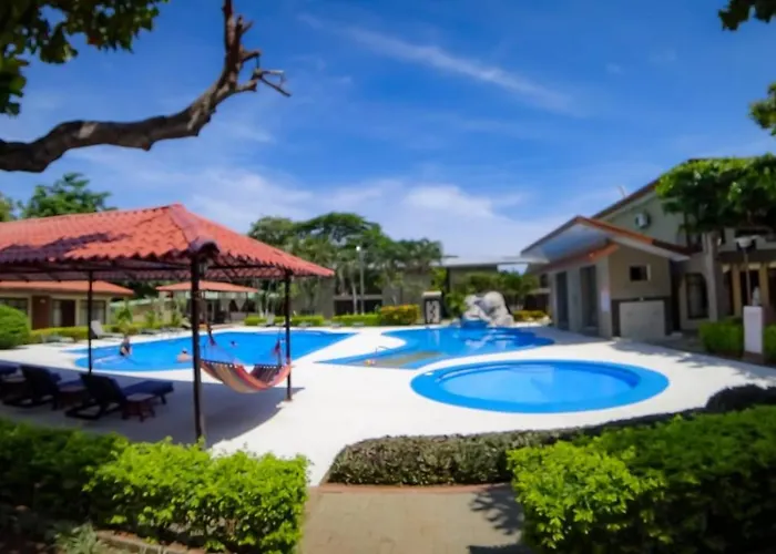 & Huetares Hotel 3*